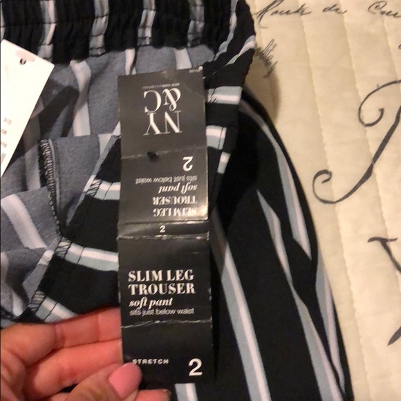 NY&CO Slim Leg Trouser - Picture 4 of 4